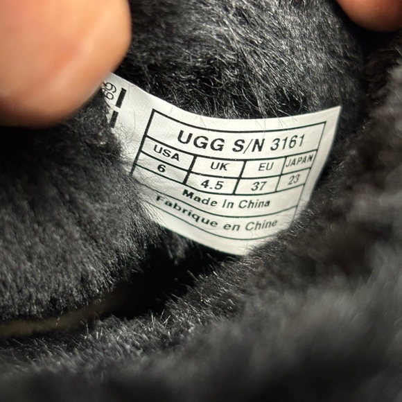 UGG Black Sequence Classic II, Women’s 6 - Picture 9 of 12